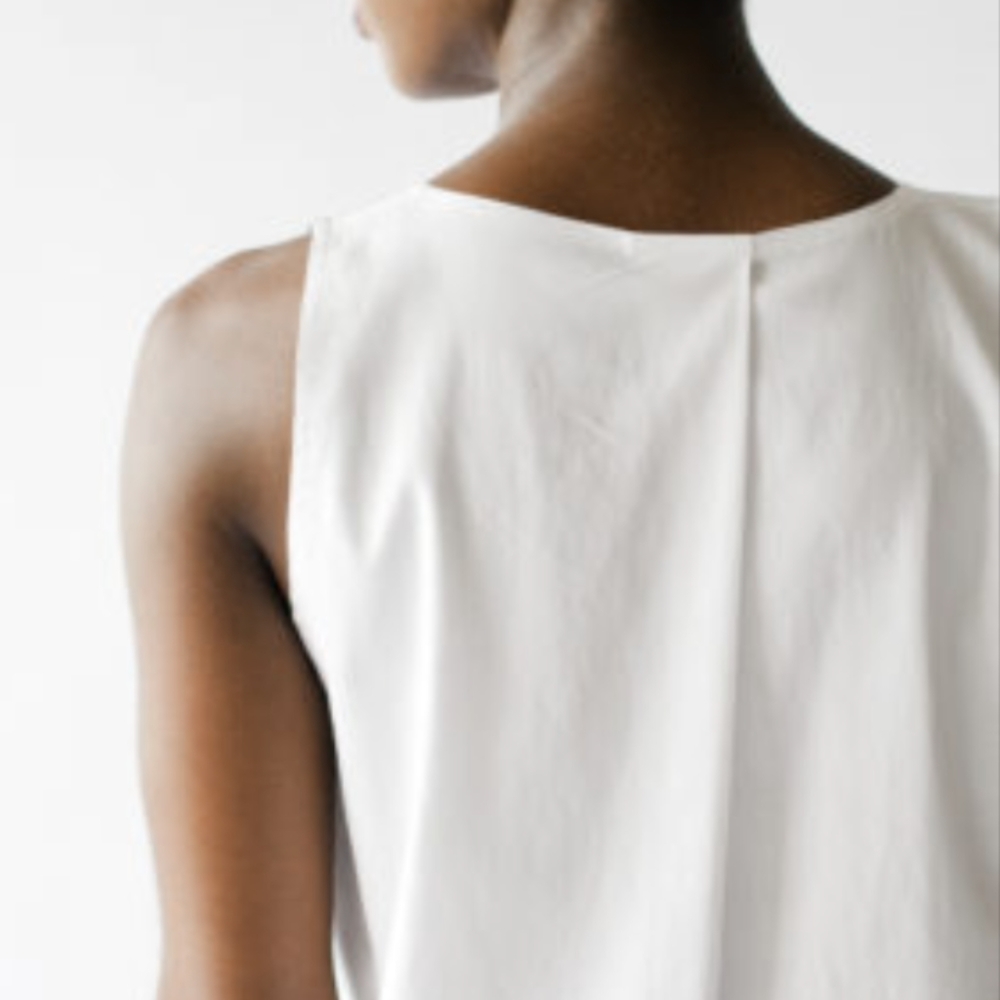 Hackwith Design House Basics Tank - Picture 7 of 10